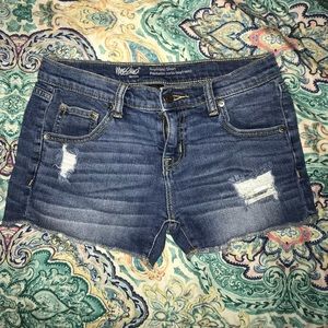 🔴 Cut off boyfriend shorts